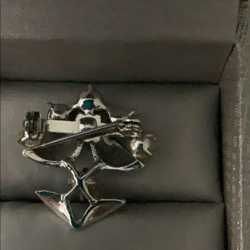Pin - Picture 3 of 3